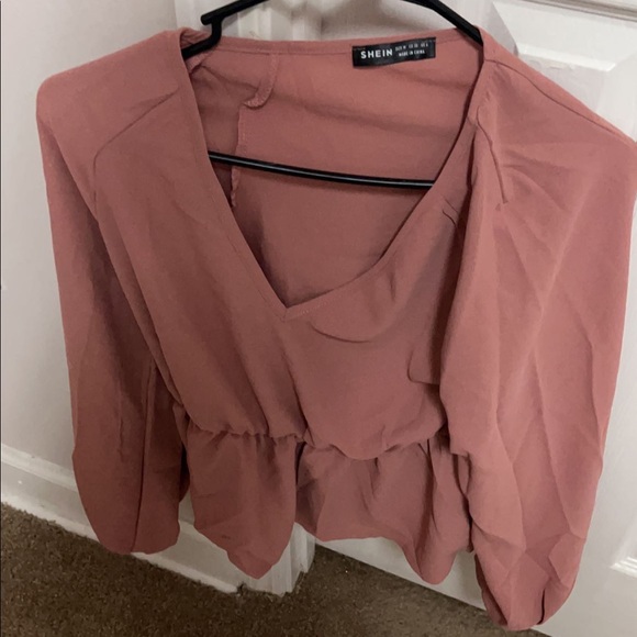 Office attire - Picture 4 of 10